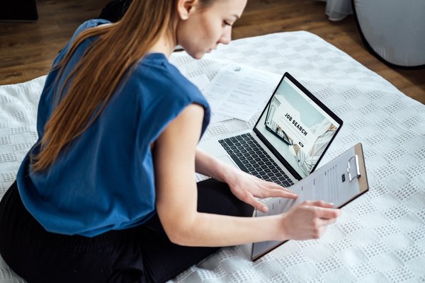 Améliorez votre carrière professionnelle à Laval en décrochant un emploi sur les sites de recrutement